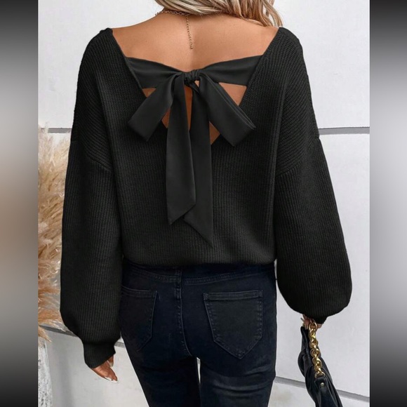 Cozy tie back V neck sweater top - Picture 1 of 12